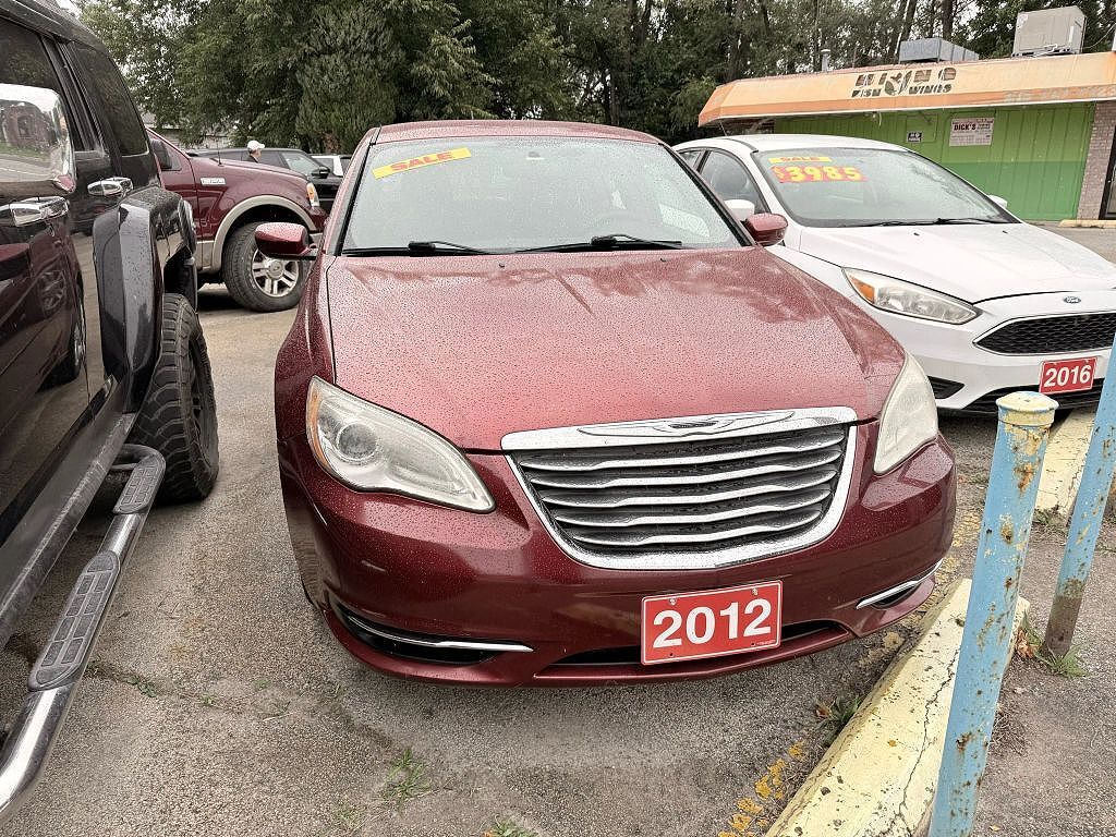 2012 CHRYSLER 200