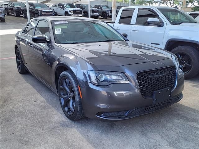 2020 CHRYSLER 300