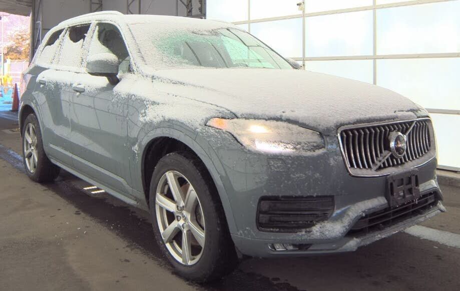 2020 VOLVO XC90