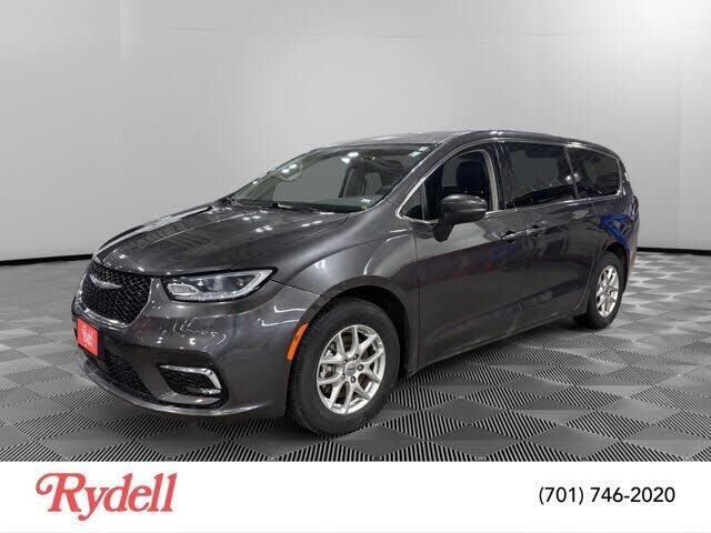 2023 CHRYSLER Pacifica