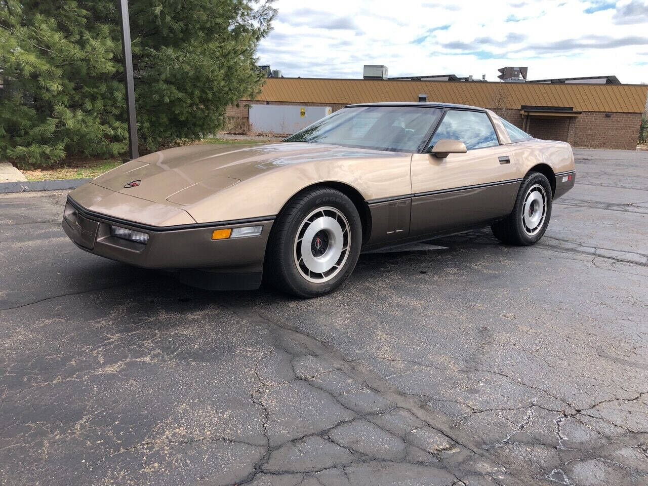1985 CHEVROLET Corvette