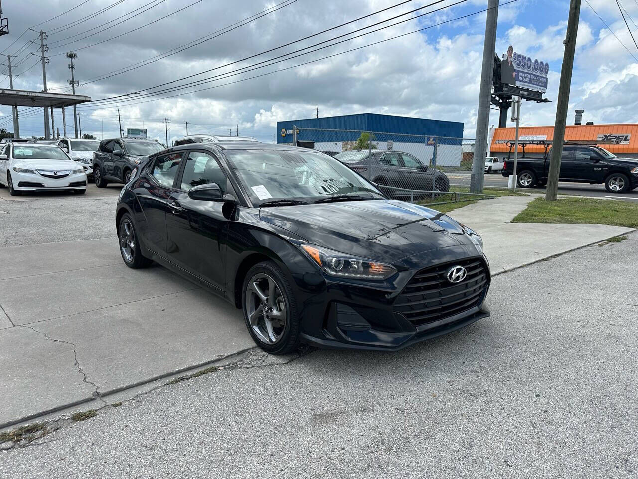 2019 HYUNDAI Veloster