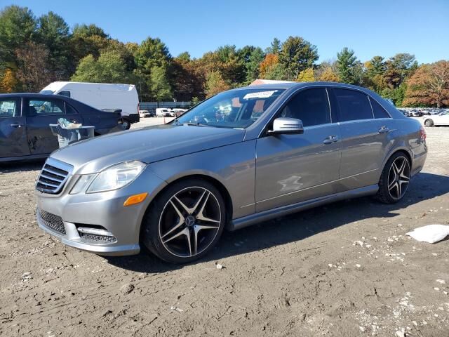 2013 MERCEDES-BENZ E-Class