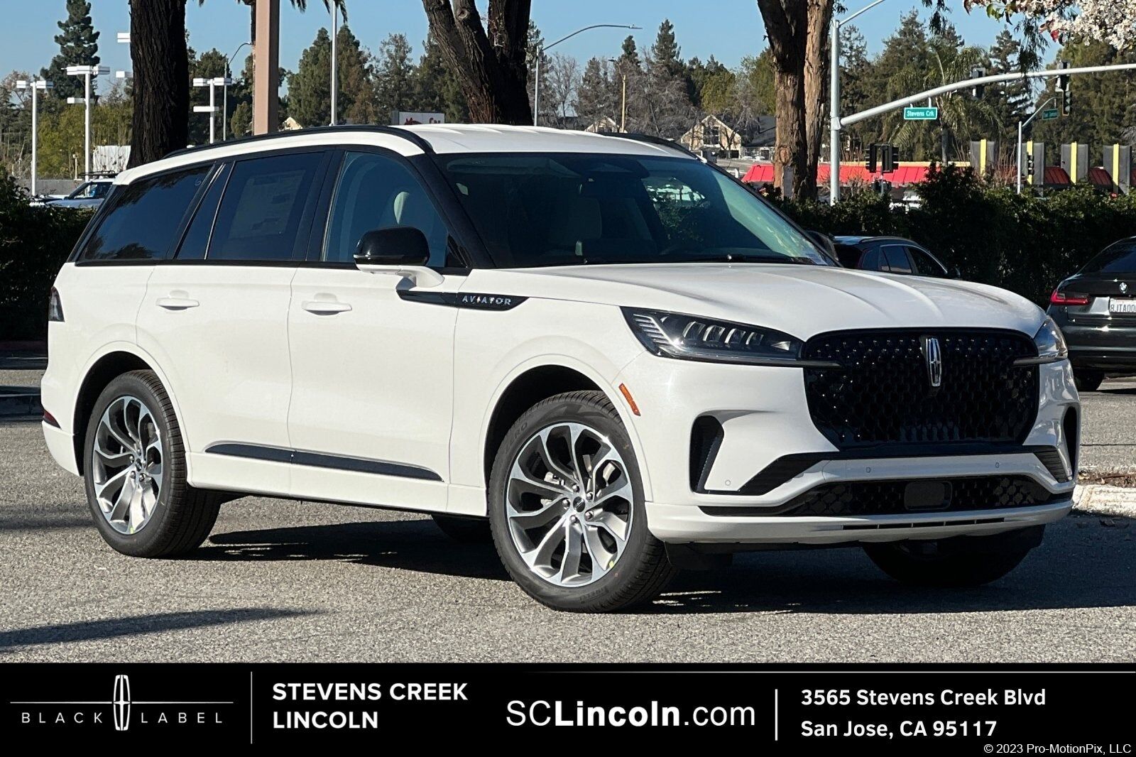 2026 LINCOLN Aviator