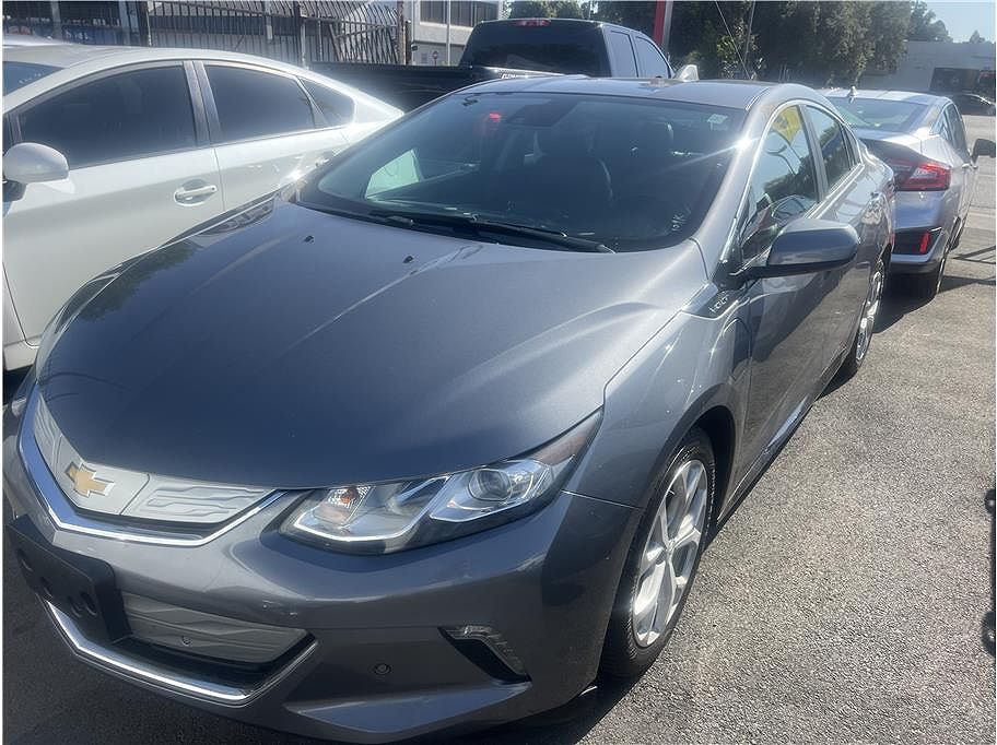 2018 CHEVROLET Volt