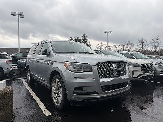 2024 LINCOLN Navigator L