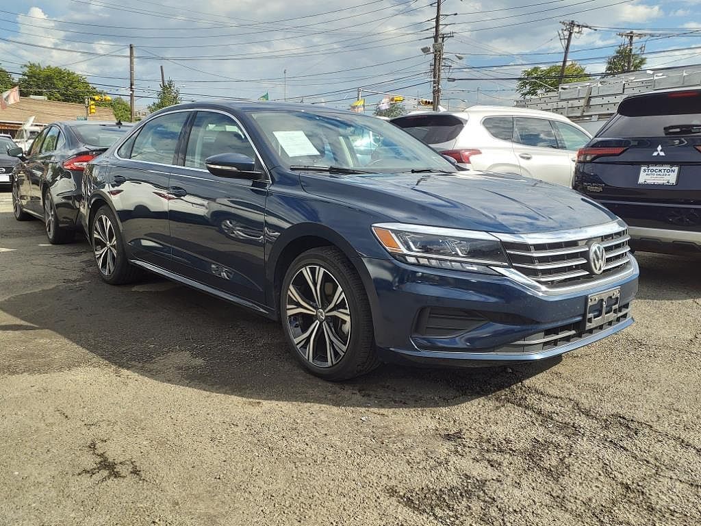 2021 VOLKSWAGEN Passat