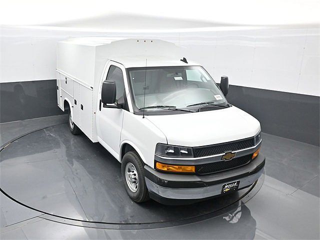2025 CHEVROLET Express