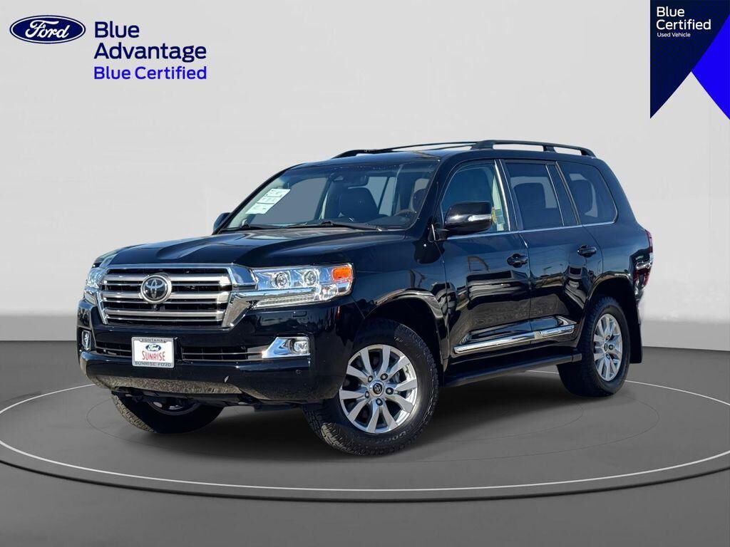 2020 TOYOTA Land Cruiser