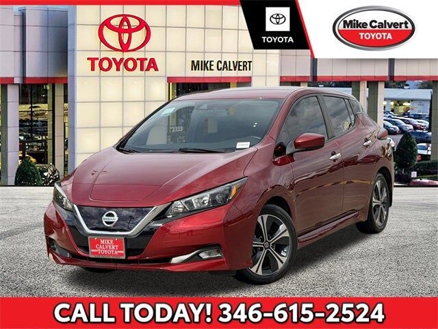 2022 NISSAN Leaf