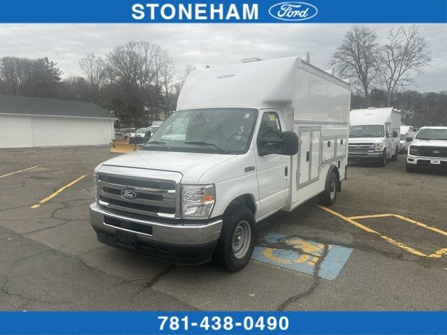 2026 FORD E-350