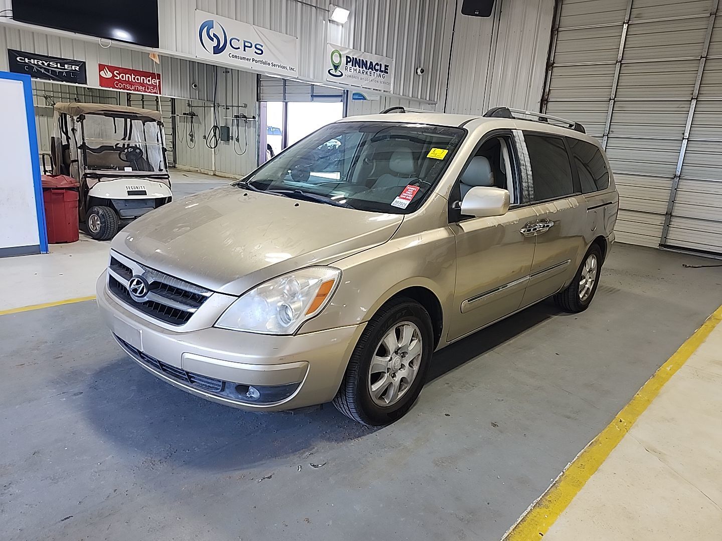 Hyundai Entourage