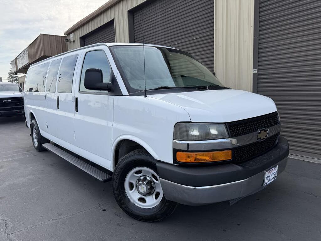 2014 CHEVROLET Express