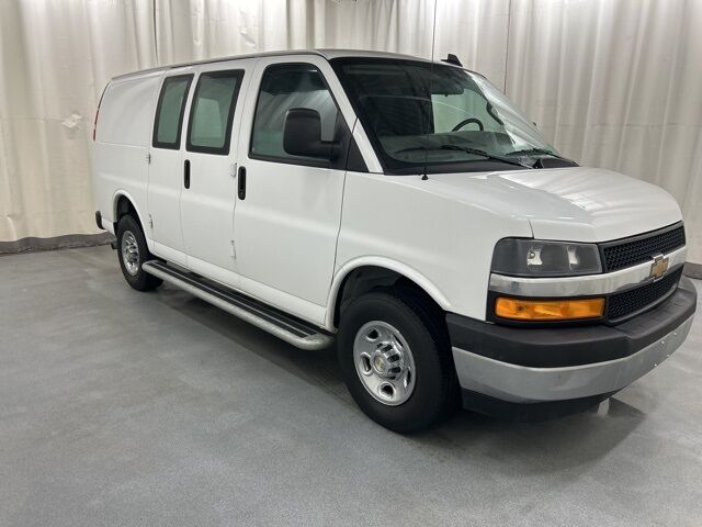 2024 CHEVROLET Express