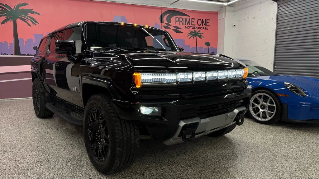 2025 GMC Hummer EV SUV