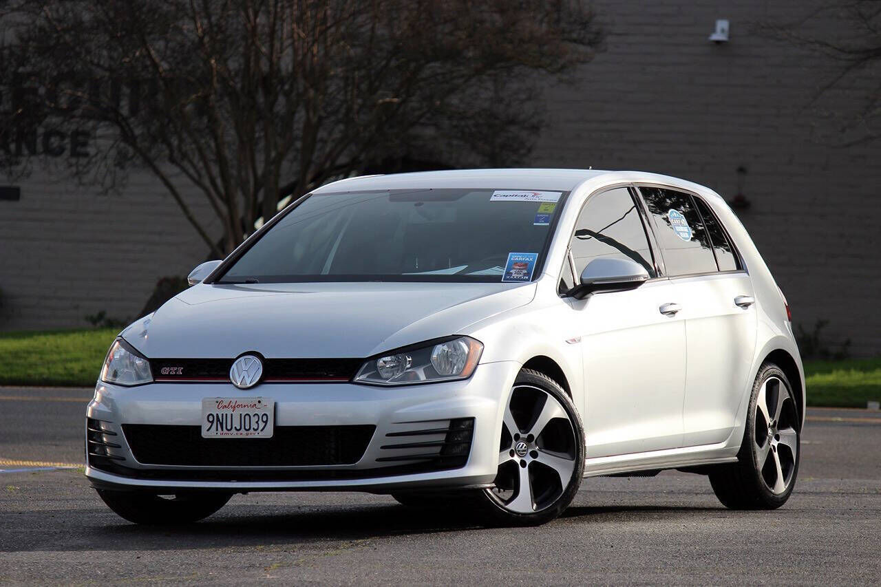 2017 VOLKSWAGEN Golf GTI