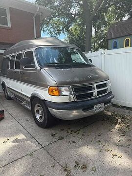 Dodge Ram Van