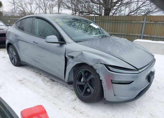2026 TESLA Model Y