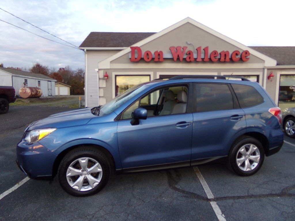 2015 SUBARU Forester