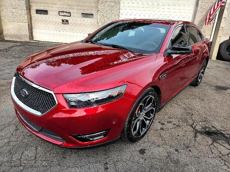 2013 FORD Taurus