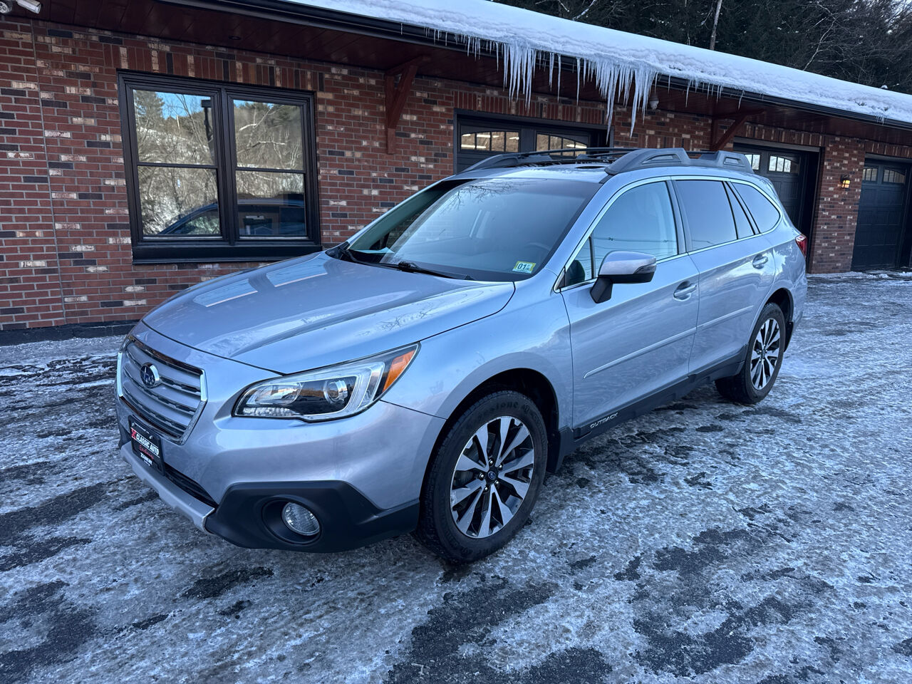 2016 SUBARU Outback