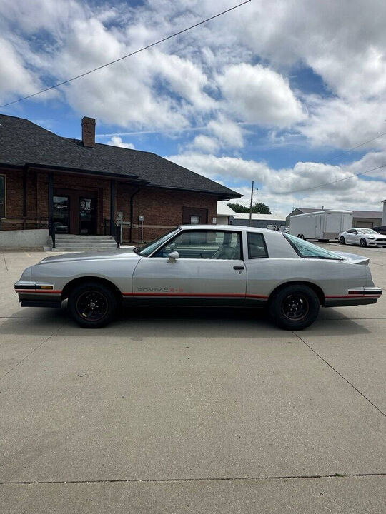 1986 PONTIAC Grand Prix