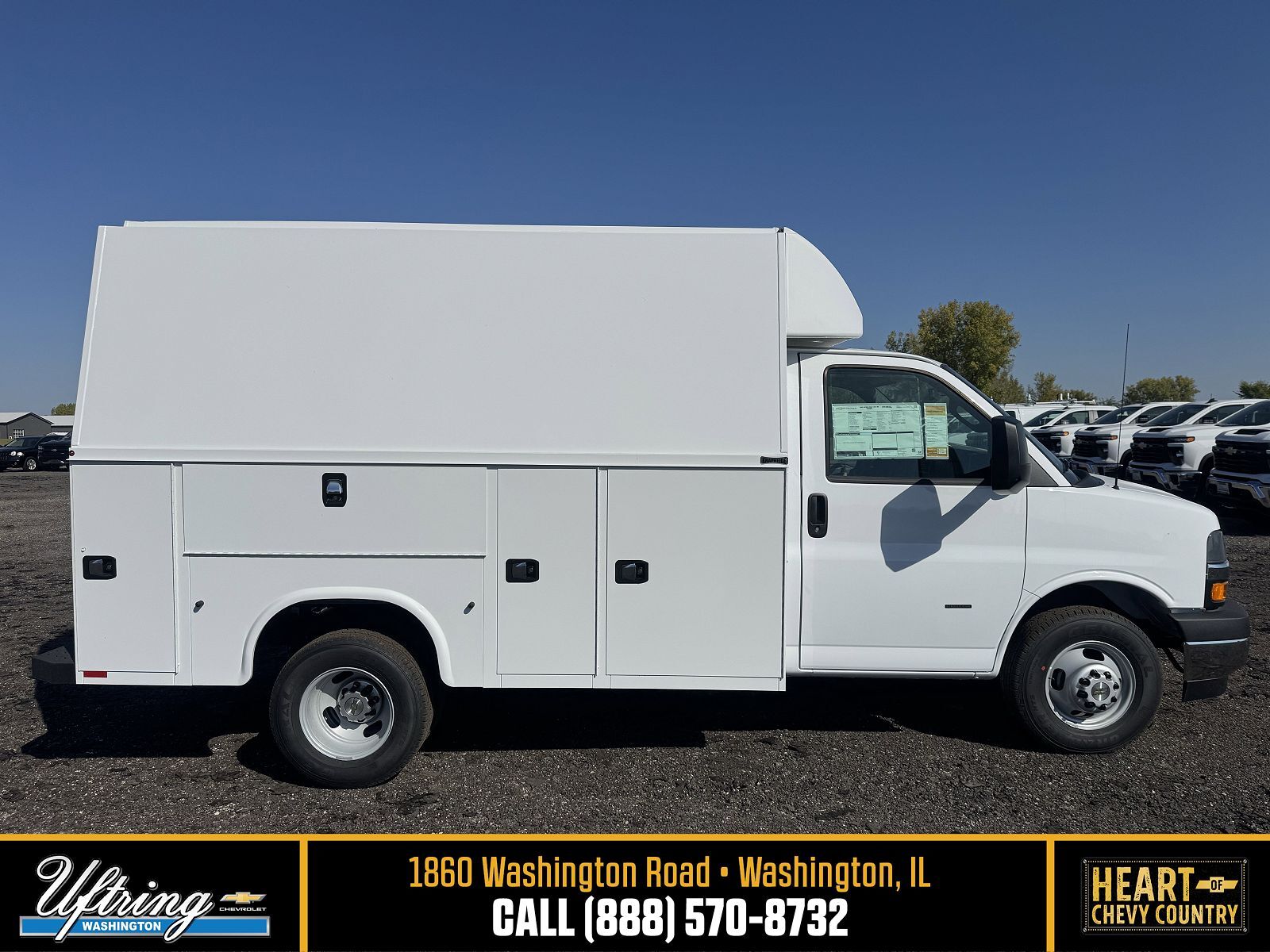 2025 CHEVROLET Express