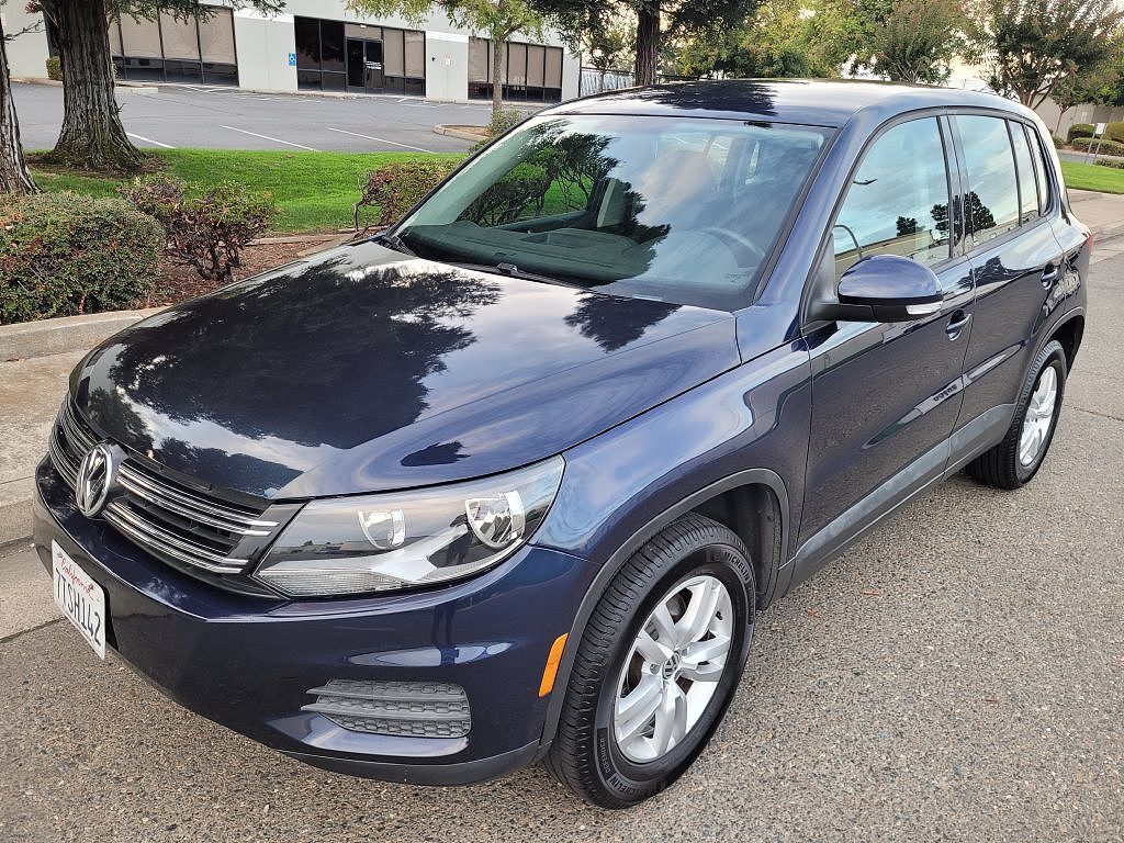 2013 VOLKSWAGEN Tiguan