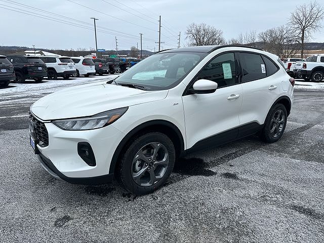 2026 FORD Escape