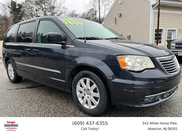 2014 CHRYSLER Town and Country