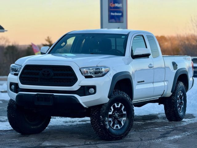 2016 TOYOTA Tacoma