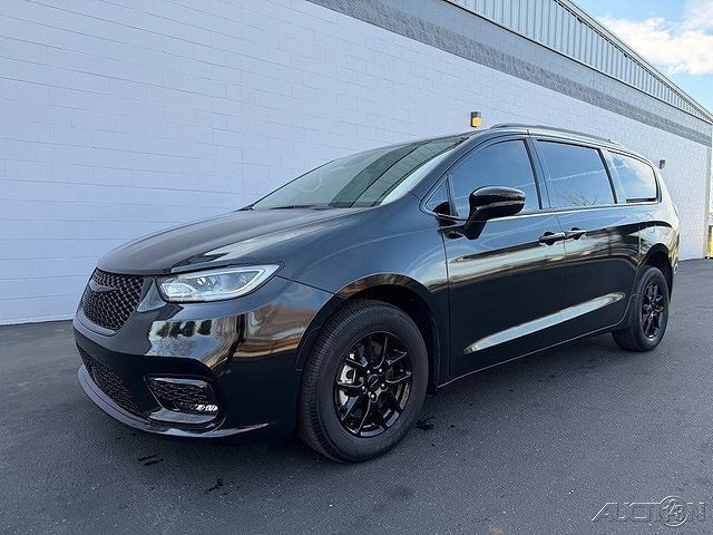 2022 CHRYSLER Pacifica