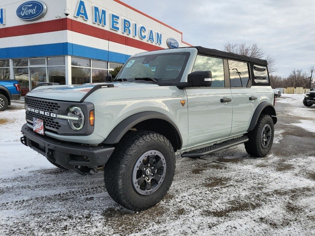 2021 FORD Bronco