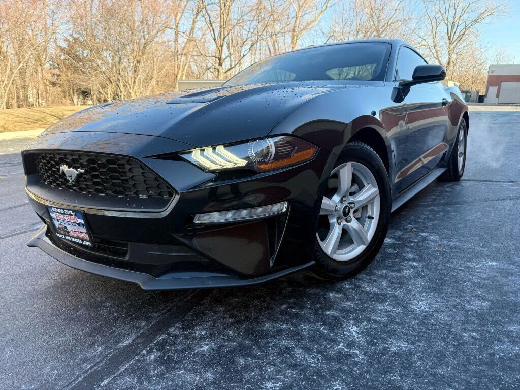 2019 FORD Mustang