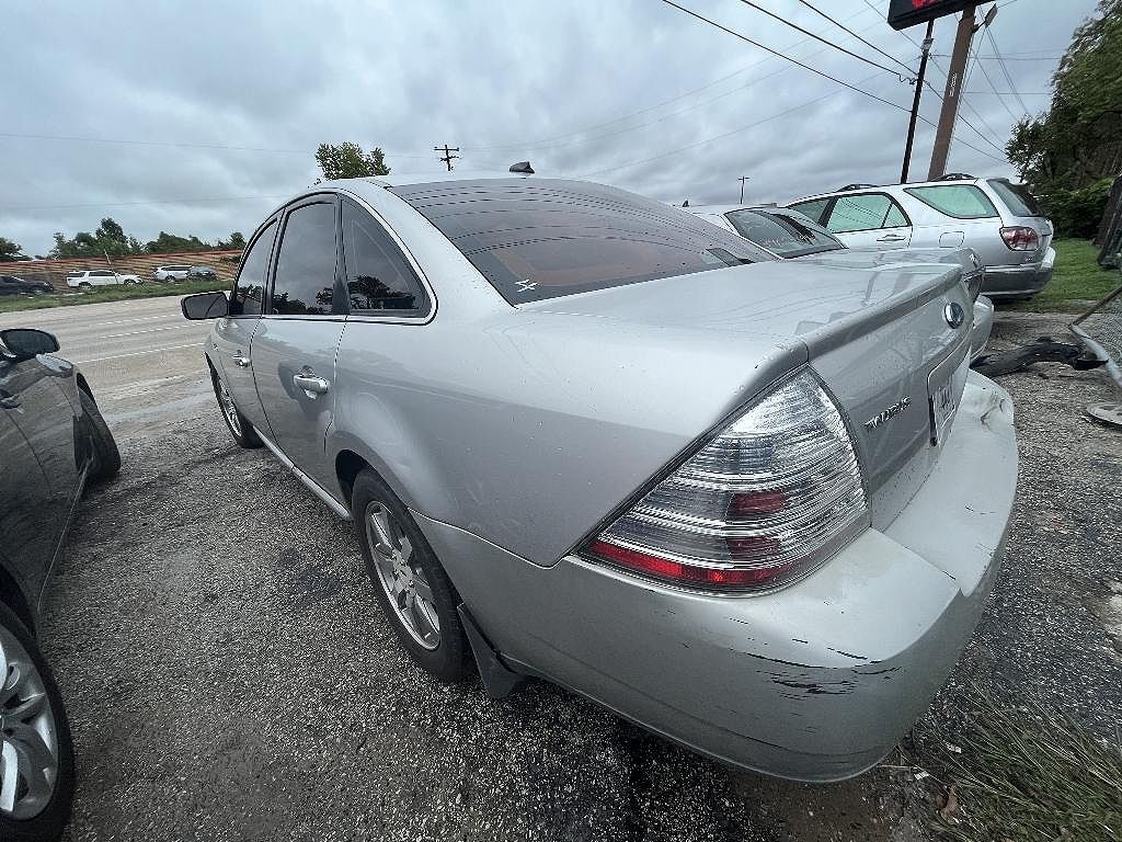 2008 FORD Taurus