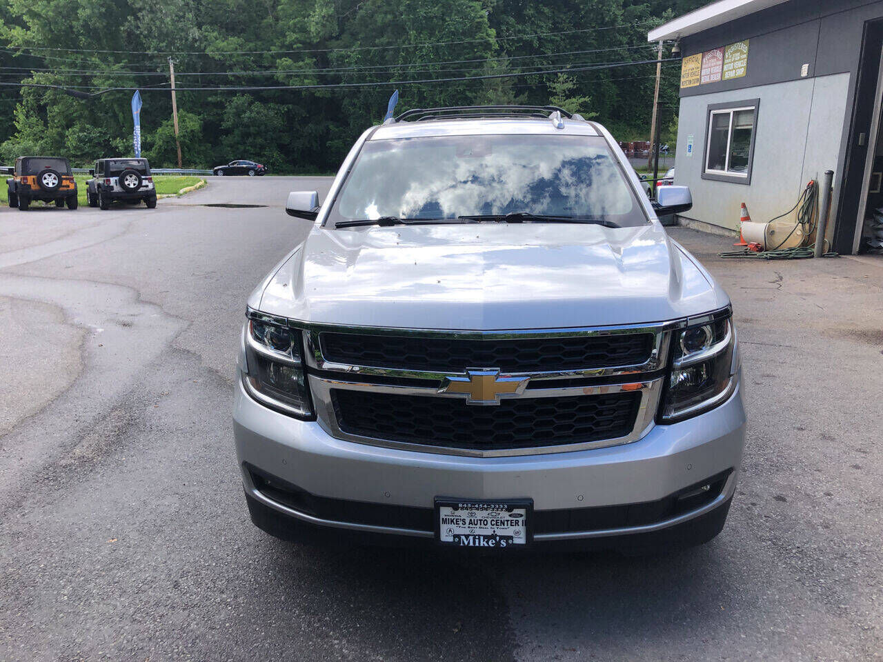 2016 CHEVROLET Suburban