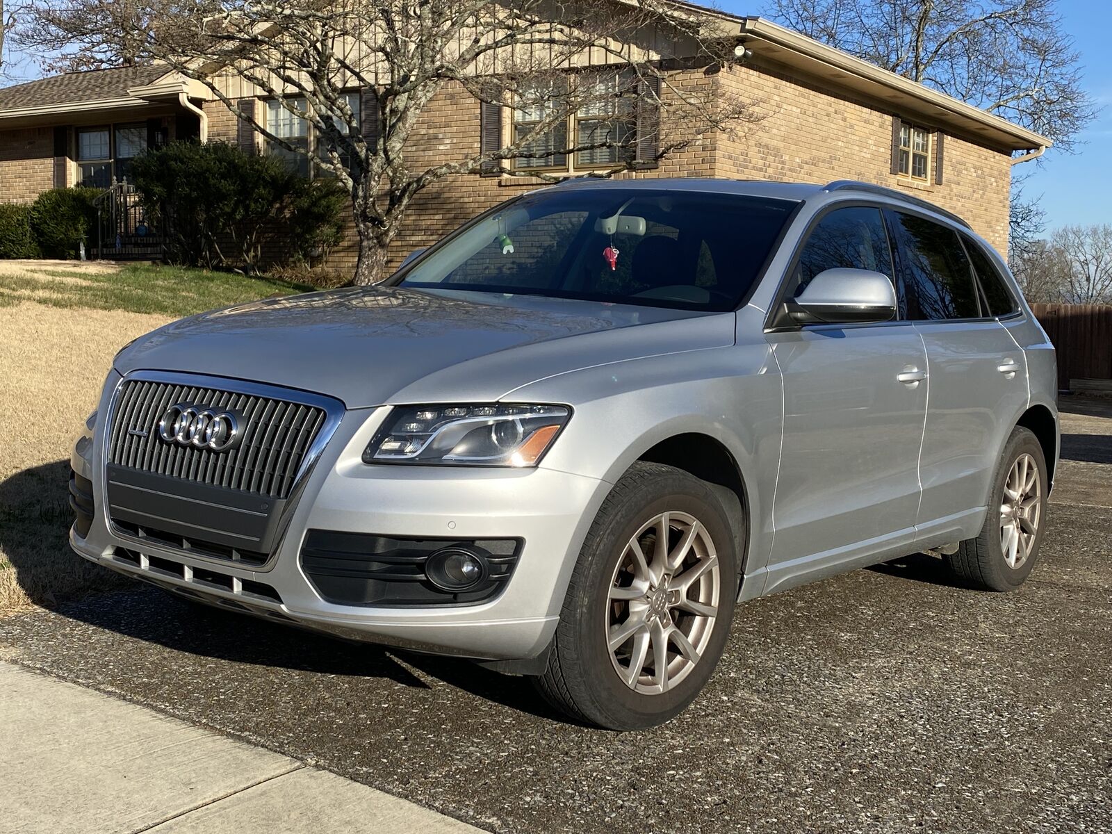 2011 AUDI Q5