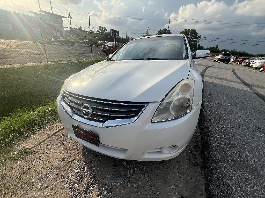 2012 NISSAN Altima
