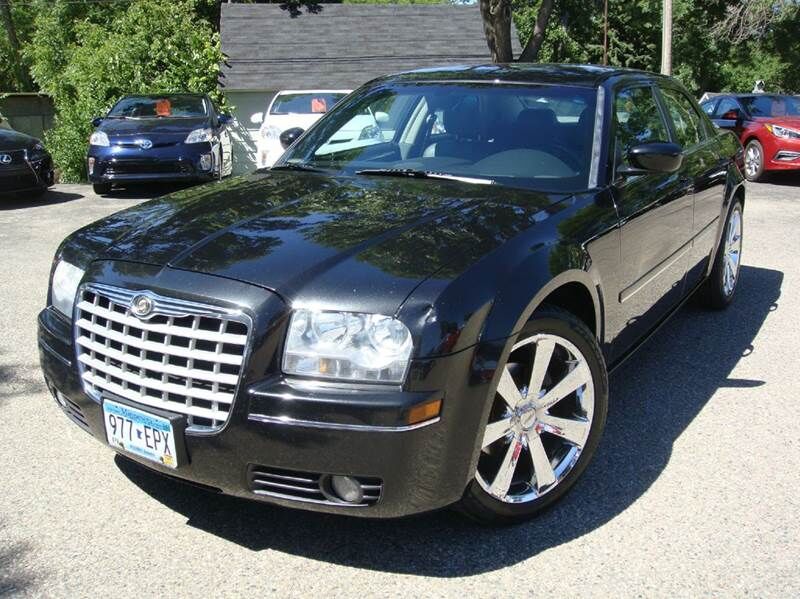 2005 CHRYSLER 300