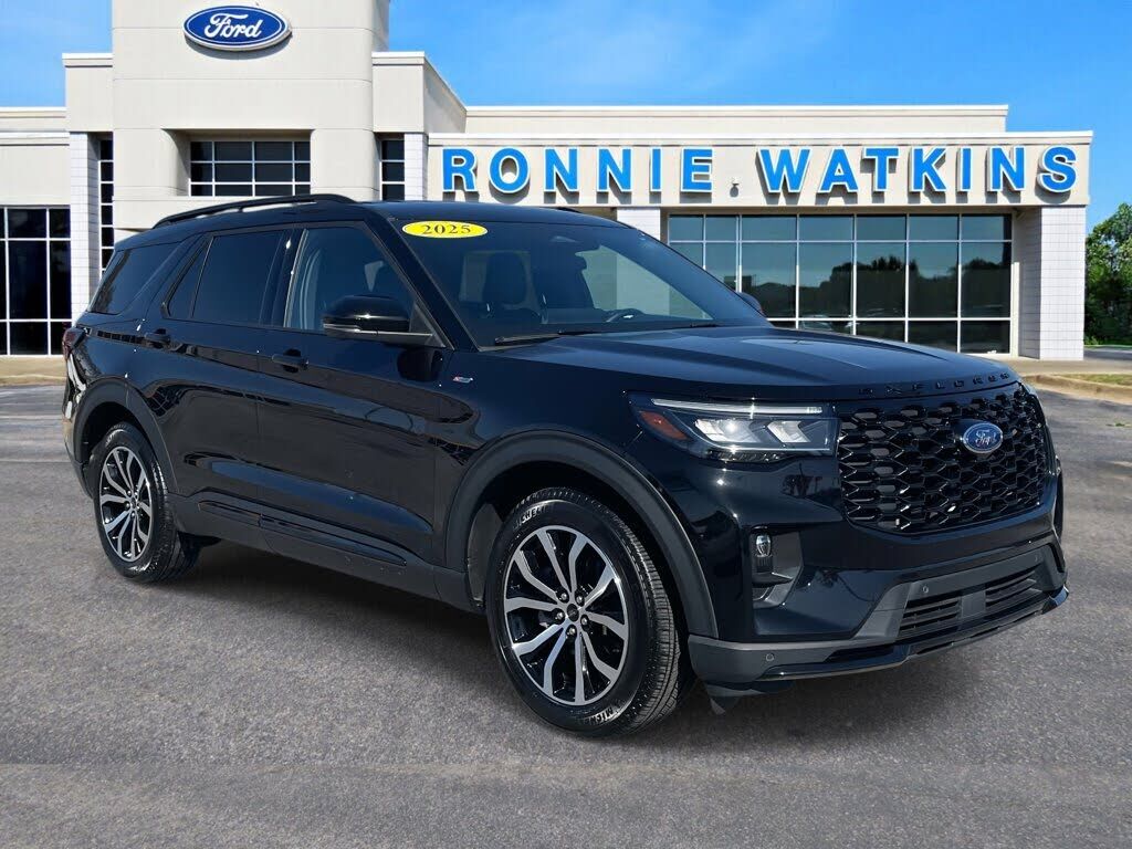 2025 FORD Explorer