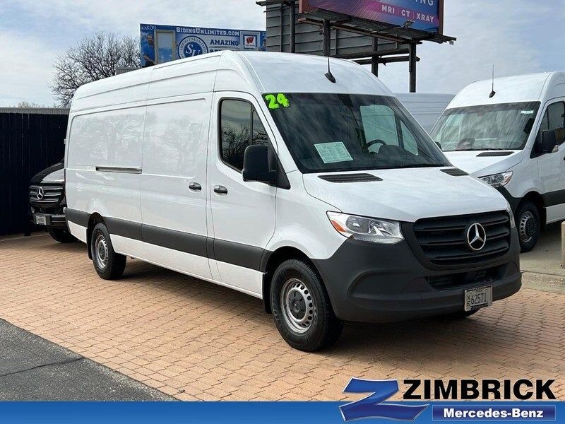 2024 MERCEDES-BENZ Sprinter