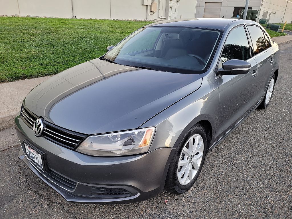 2013 VOLKSWAGEN Jetta