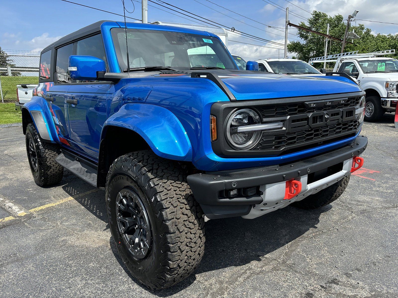2024 FORD Bronco