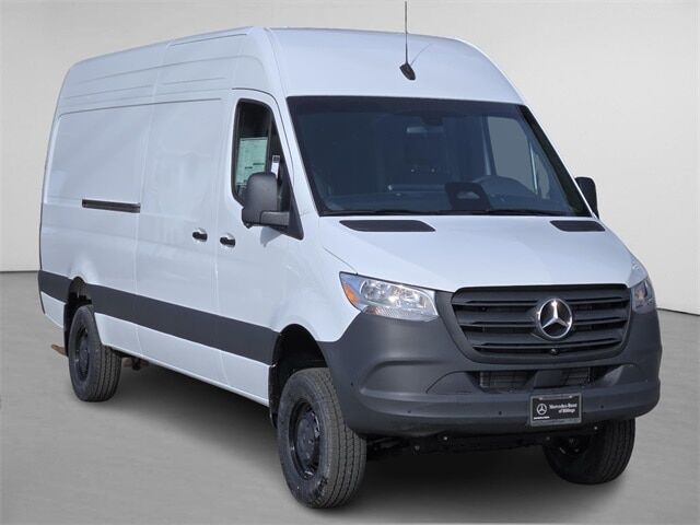 2026 MERCEDES-BENZ Sprinter