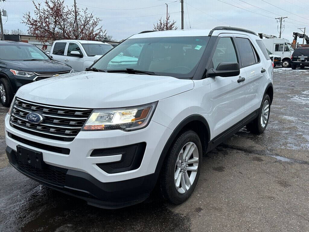 2017 FORD Explorer