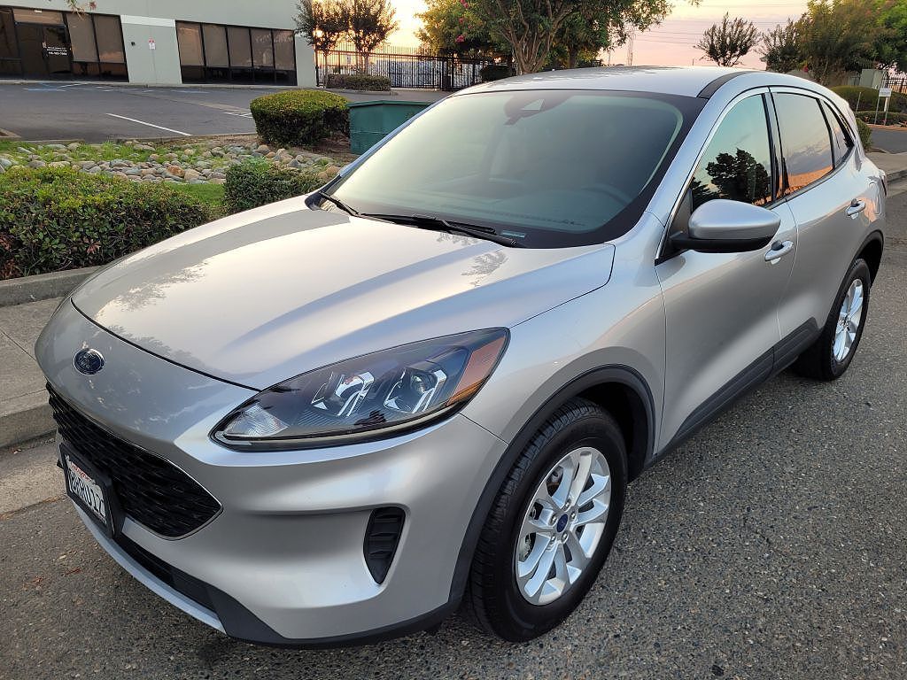 2020 FORD Escape