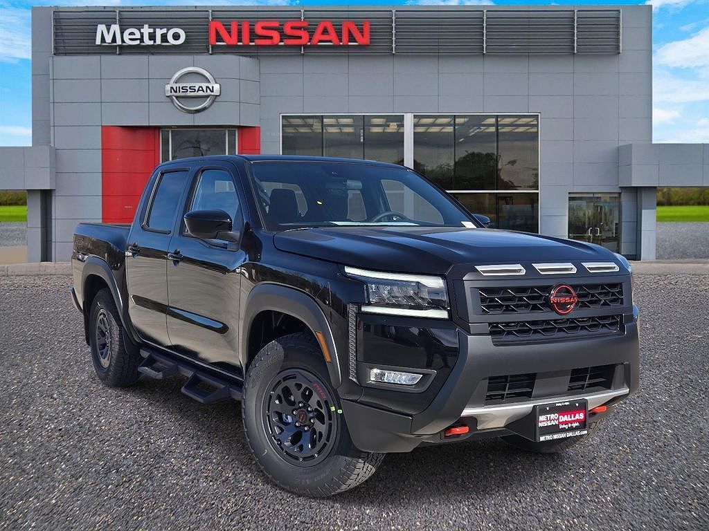 2026 NISSAN Frontier