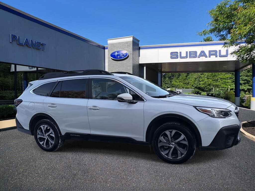 2022 SUBARU Outback