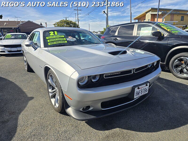 2021 DODGE Challenger