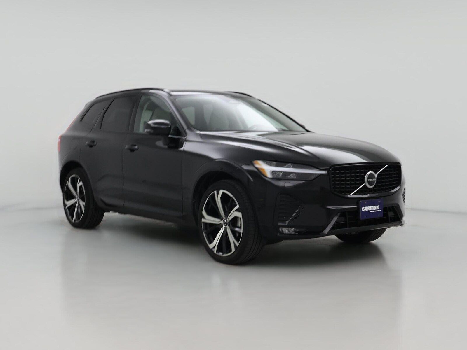 2023 VOLVO XC60
